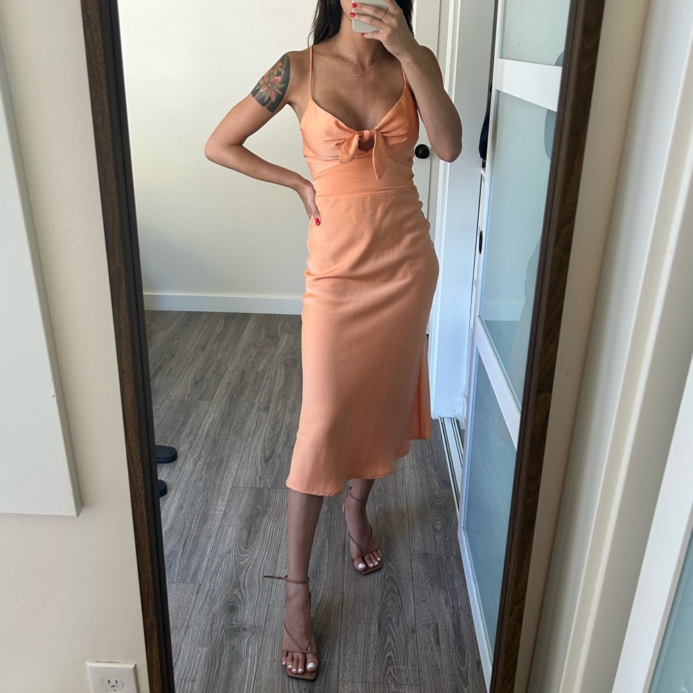 STARTED WITH A KISS MIDI DRESS ORANGE
